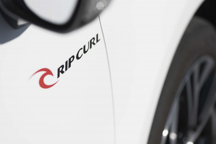 Логотип Citroen C4 Spacetourer Rip Curl 2019 года  (AR) (фото 2 из 12)